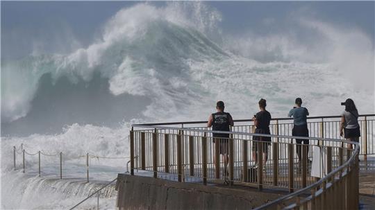 Die Wellen am Bondi Beach waren enorm.