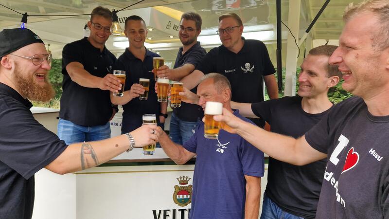 Die Wildemanner Junggesellen um ihren Vorsitzenden Marcel „Maggi“ Knorr stellen mit Unterstützung der SPD das Stadtfest auf dem Schützenplatz auf die Beine.