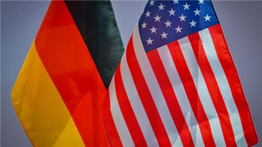 Die Wirtschaft erwartet den Wahlausgang in den USA mit Spannung. 