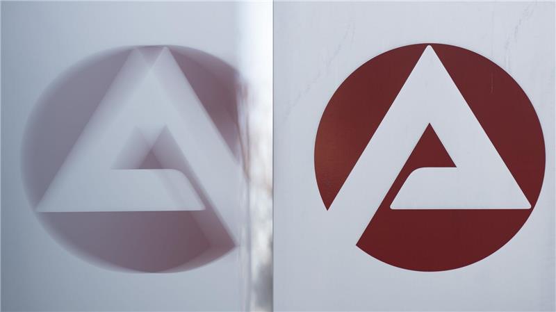 Bald drei Millionen Arbeitslose - Quo vadis, Arbeitsmarkt? Die Zahl der Arbeitslosen in Deutschland ist im Juli auf knapp drei Millionen gestiegen (Archivbild).