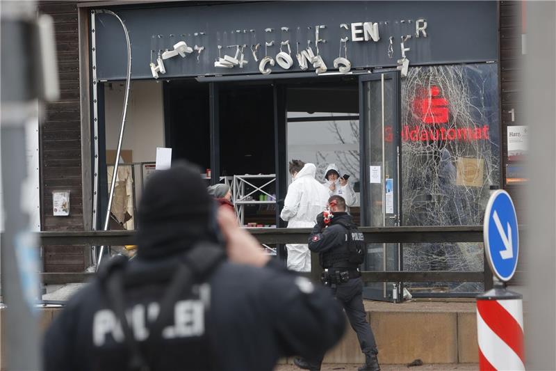 Zahl gesprengter Geldautomaten auf hohem Niveau Die Zahl gesprengter Geldautomaten in Deutschland ist weiterhin hoch.