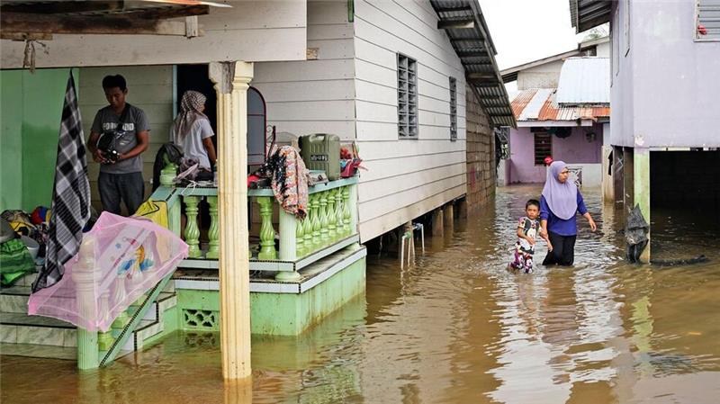 Dutzende Tote nach Extremregen in Malaysia und Thailand Die Zerstörungen im Norden Malaysia sind groß.