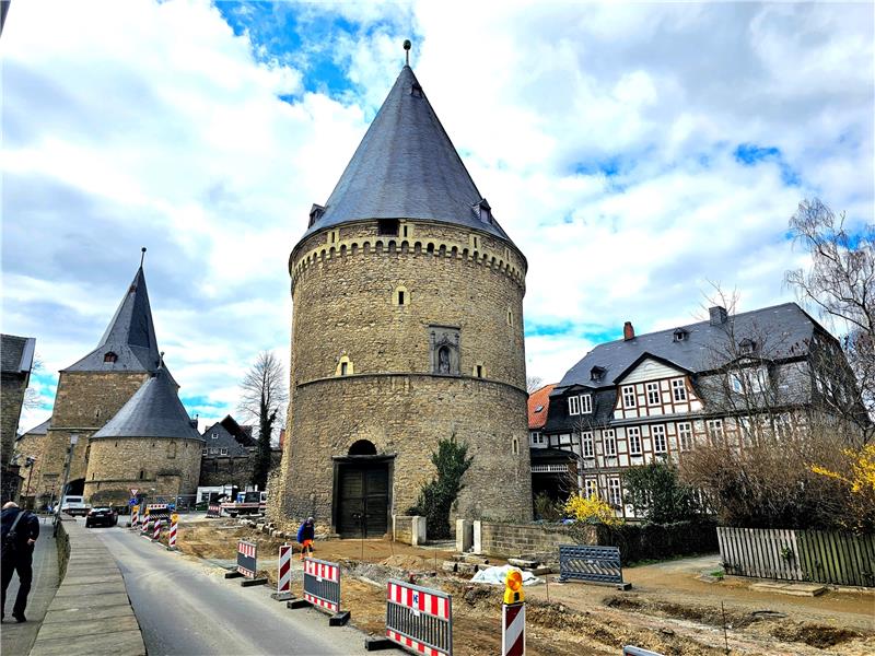 Die Zufahrt in die Innenstadt über das Breite Tor wird ab dem 17. April erst mal nicht mehr möglich sein. Foto: Sowa