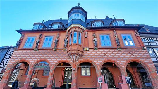 Die Zukunft des geschlossenen Goslarer Prestigehotels „Kaiserworth“ ist weiter offen.