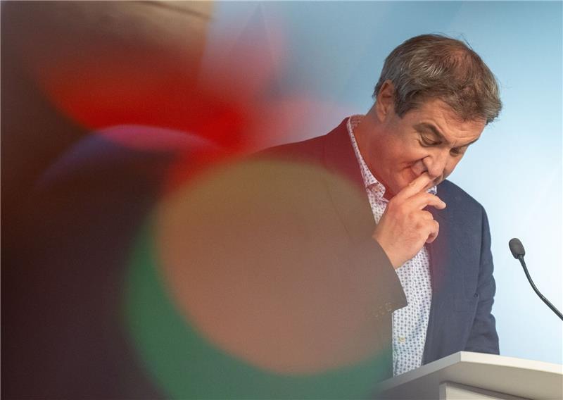Nachhaltig verunsichert? Söders Kursdilemma Die Zukunft von Markus Söder ist ungewiss.