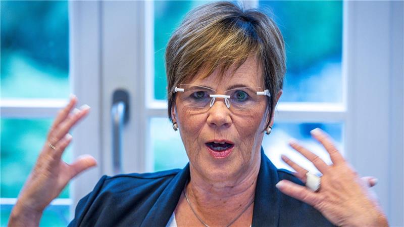 Zahl der Ehec-Infektionen in MV steigt - Einsatz in Kita Die Zunahme von HUS-Fälle ließen Alarmglocken läuten, so Martina Littmann, Leiterin der Abteilung Gesundheit beim Landesamt für Gesundheit und Soziales (LAGuS).