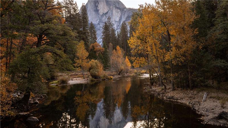 Die Zusatzgebühr für Ausländer wird auch für den beliebten Yosemite-Nationalpark gelten.  (Archivbild)