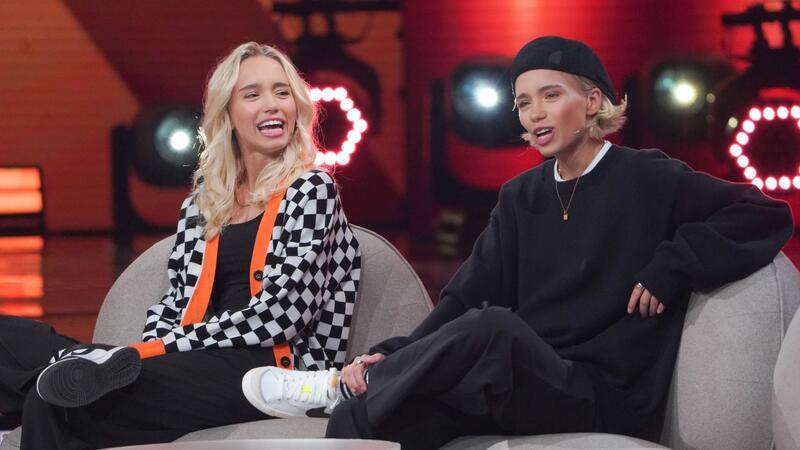 Influencerin Lisa Mantler ist schwanger Die Zwillinge Lisa (l) und Lena. Im vergangenen Jahr hatten sie bekanntgegeben, getrennte Weg gehen zu wollen (Archivbild).