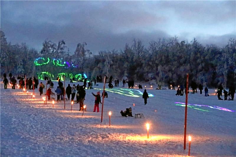 Die abendliche Lasershow sorgt für eine besondere Atmosphäre.