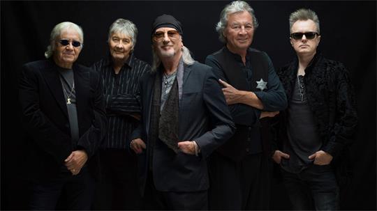 Die aktuelle Besetzung von Deep Purple: Ian Paice, Don Airey, Roger Glover, Ian Gillan und Simon McBride.