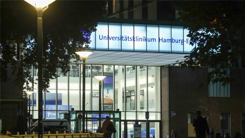 Marburg-Virus in Hamburg? Was wir wissen und was nicht Die beiden Menschen kamen in einen Spezialbereich des UKE.