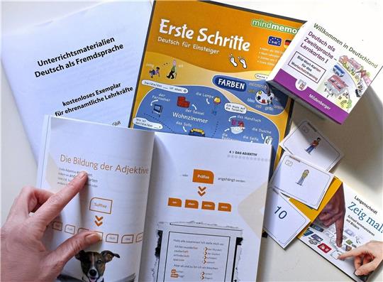 Die deutsche Sprache an Geflüchtete zu vermitteln, ist den Netzwerk-Ehrenamtlichen ein wichtiges Anliegen – auch auf spielerische Art und vor allem in Gesellschaft mit anderen. Foto: Privat/Pixabay