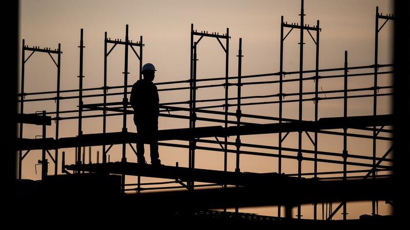 Deutsche Wirtschaft schrumpft wieder - Erholung bleibt aus Die deutsche Wirtschaft ist im zweiten Quartal leicht geschrumpft (Archivfoto)