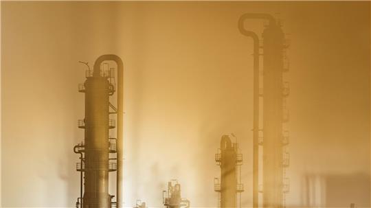 Die deutsche Wirtschaft müht sich nur langsam aus der jahrelangen Flaute. (Archivbild)