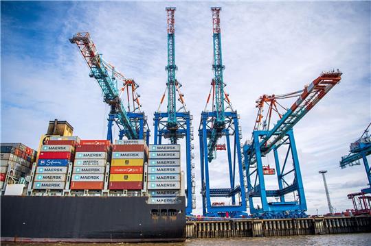 Die deutsche Wirtschaft schwächelt. Vor dem Hintergrund wachsender globaler Unsicherheiten und struktureller Umbrüche legt das HWWI seine neue Konjunkturprognose vor.