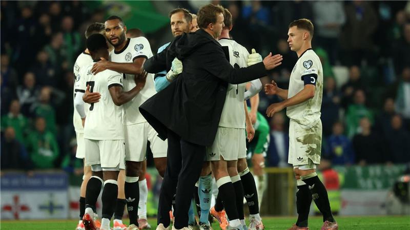 DFB-Team wieder in Top Ten: Topf 1 bei WM-Auslosung greifbar Die deutschen Nationalspieler und Bundestrainer Julian Nagelsmann haben wieder Hoffnung wegen der WM-Auslosung. (Archivbild)