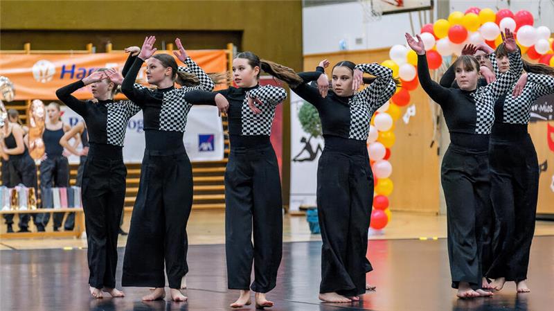 Die durch Krankheit geschwächten J.E.T.-Novas des MTV Goslar landen bei ihrem Wettkampfdebüt in der Jugendverbandsliga auf Rang acht.