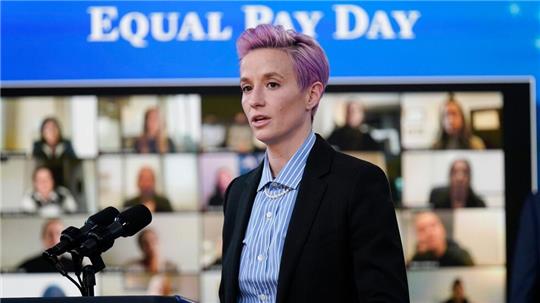 Die ehemalige US-Fußballerin Megan Rapinoe ist Vorreiterin im Kampf um Geschlechtergerechtigkeit. 