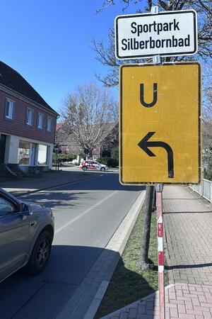 Wie steht es um die zwei großen Bad Harzburger Straßenbaustellen? Die eigentliche Umleitung Richtung Silberbornbad führt über den Herbrink.
