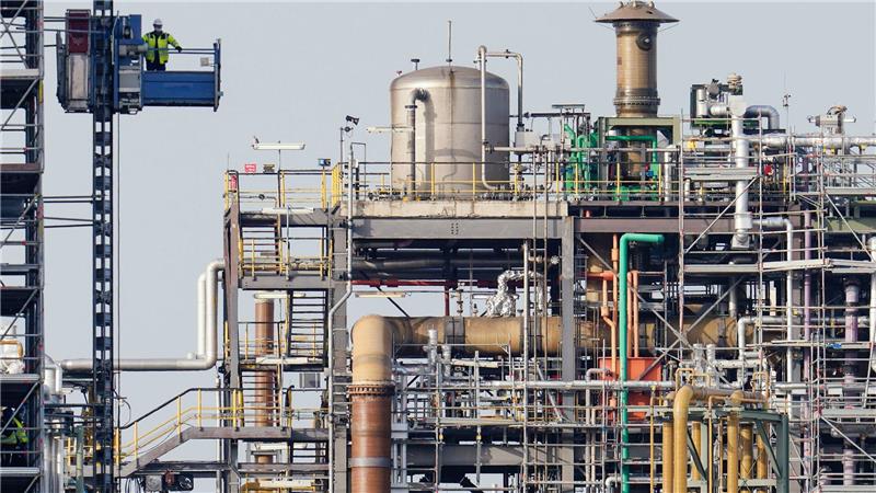Deutsche Chemiebranche erwartet auch 2025 keine Trendwende Die energieintensive Chemiebranche leidet unter der schwachen Konjunktur. (Archivbild)