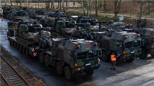 Die europäischen Staaten rüsten auf und üben für den Ernstfall. 