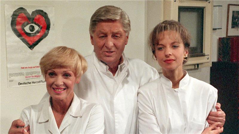 Die freche, schlagfertige Arzthelferin aus der ARD-Vorabendserie „Praxis Bülowbogen“ - so haben viele Kupsch in Erinnerung.