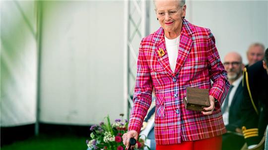 Die frühere Monarchin wird in den kommenden Monaten eine Halskrause tragen müssen. (Archivbild)
