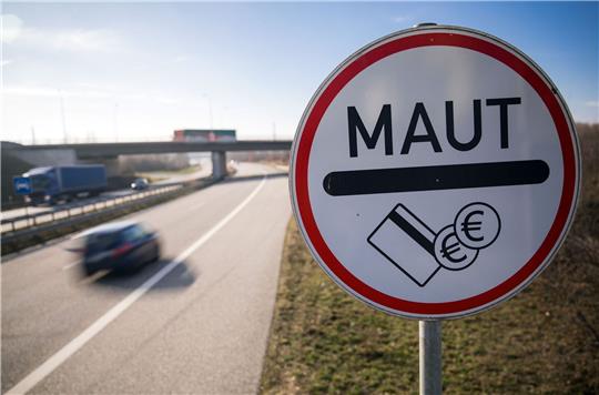 Die geplatzte Pkw-Maut kostet den Bund 243 Millionen.