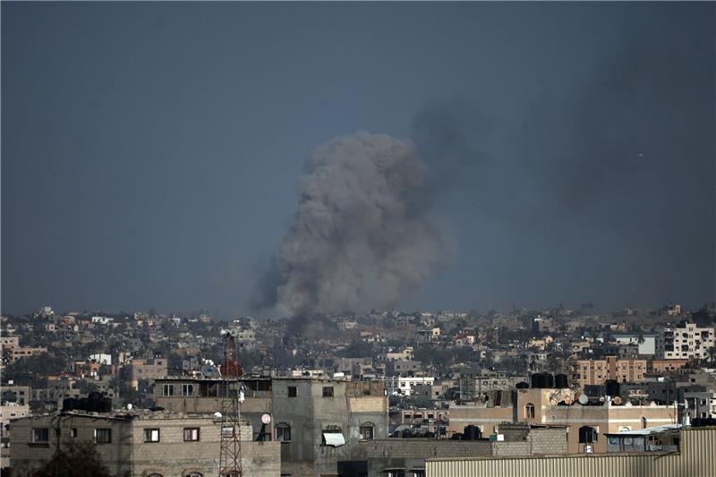 Luftangriff in Damaskus - Weiter Kämpfe im Gazastreifen Die heftigen Kämpfe zwischen den israelischen Streitkräften und der Hamas in Gaza gehen weiter.
