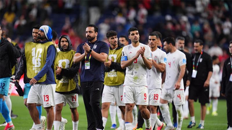 Die iranischen Spieler wissen noch nicht, ob sie bei der WM weiter dabei sind.