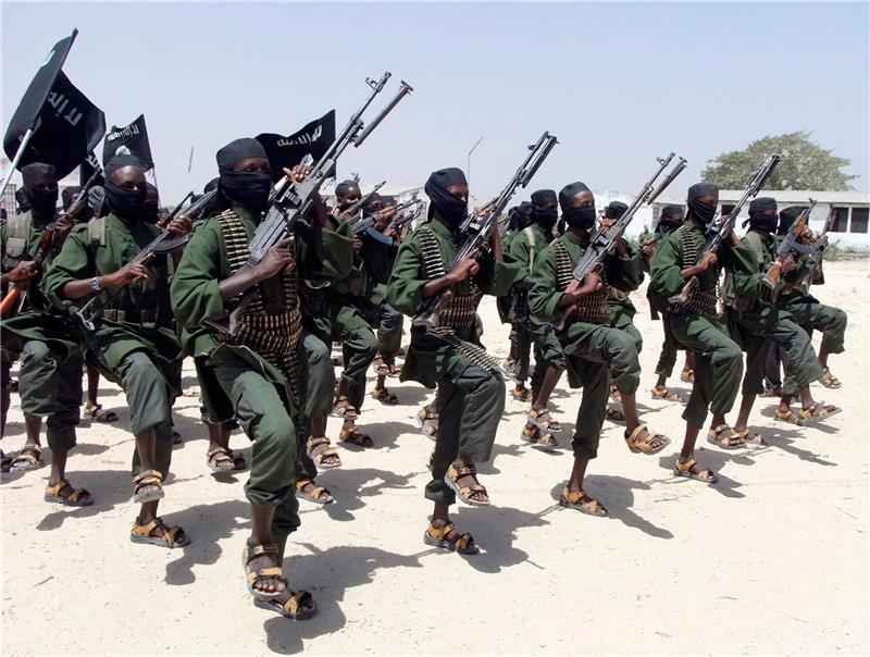 Mindestens zwölf Tote bei Angriff von Islamisten in Somalia Die islamistische Terrorgruppe Al-Shabaab verübt seit Jahren immer wieder Anschläge in Somalia.