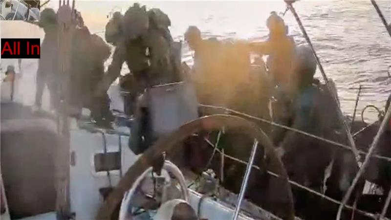 Die israelische Militäraktion gegen die Global Sumud Flotilla aus mehr als 40 privaten Motor- und Segelbooten dauerte die ganze Nacht über bis zum Morgen an. 