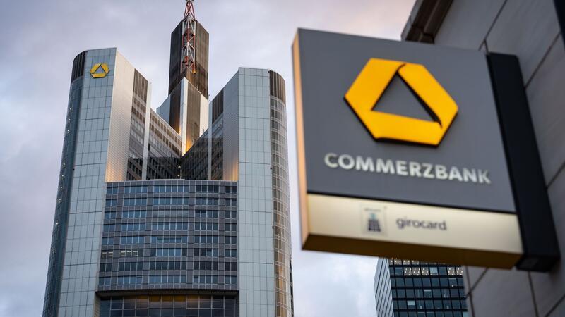 Unicredit will keine feindliche Übernahme der Commerzbank Die italienische Großbank Unicredit wirbt für eine Übernahme der Commerzbank. (Archivbild)