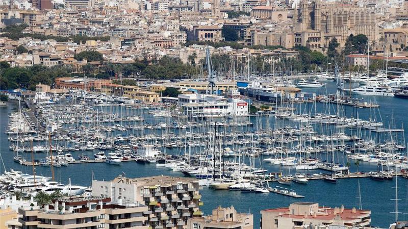 Die junge Frau verschwand in der Nähe des Jachthafens. (Archivbild) 