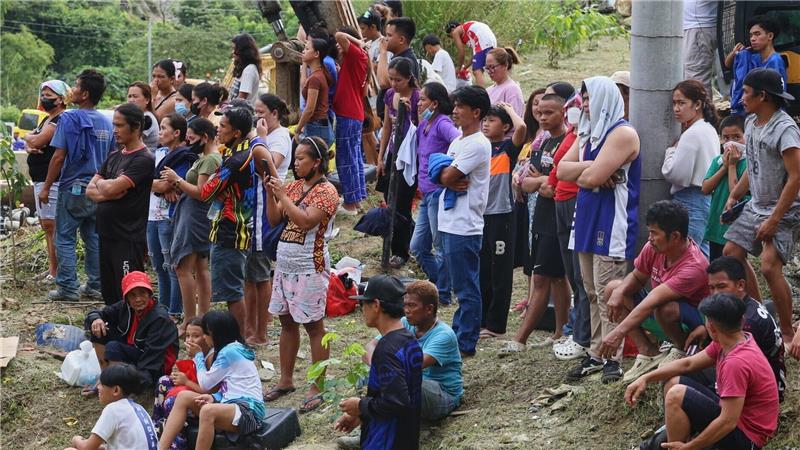 Mülllawine auf Philippinen – Ein Toter, Dutzende Vermisste Die meisten Vermissten seien Beschäftigte der Deponie und der Recyclinganlage.