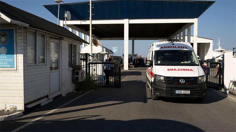 Tödliches Fährunglück vor Zypern: Ermittler suchen Ursache Die meisten der rund 260 Passagiere konnten gerettet werden.