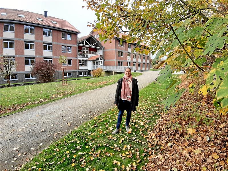Die neue Leiterin von Haus Waldmühle: Annett Radeck ist für die Geschicke der Einrichtung verantwortlich, in der Mütter und Kinder Kraft und Selbstvertrauen tanken können. Foto: Potthast