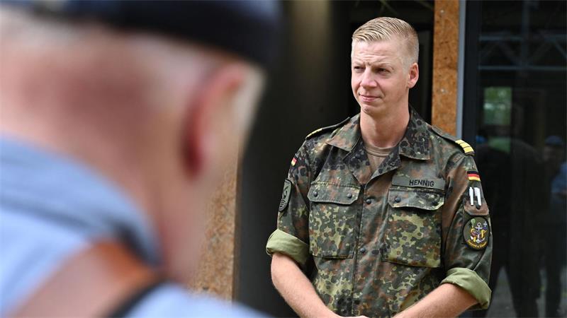 Die neuen Unterkünfte würden für zusätzliche Soldaten in Wilhelmshaven benötigt, sagt Kasernenkommandant Lars Hennig.