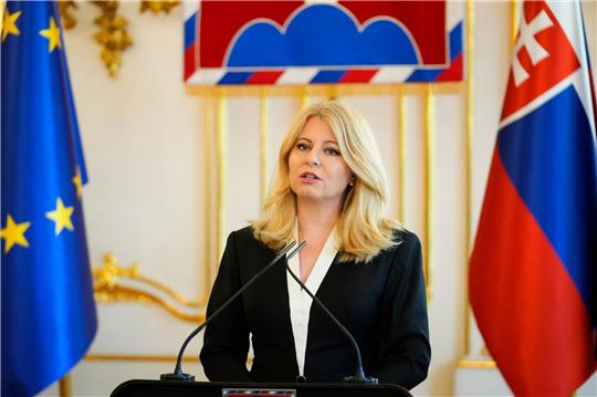 Die noch bis 15. Juni amtierende Präsidentin Zuzana Caputova ruft zur Mäßigung auf.