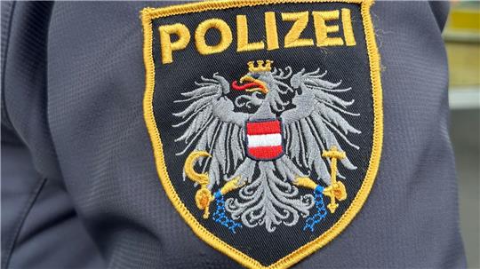 Die österreichische Polizei informierte über den tödlichen Unfall des deutschen Urlaubers. (Symbolbild)