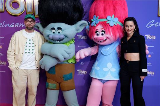 Die prominenten Synchronsprecher: Mark Forster und Lena Meyer-Landrut bei der Premiere des Films «Trolls 3 - Gemeinsam stark» in Köln.
