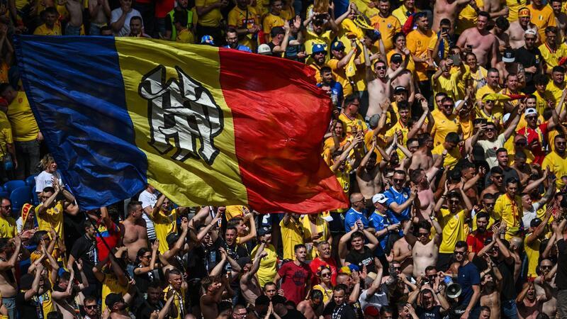 Fehlstart für Ukraine: „Einfach nur bei allen entschuldigen“ Die rumänischen Fans sorgten für eine gute Stimmung in München.