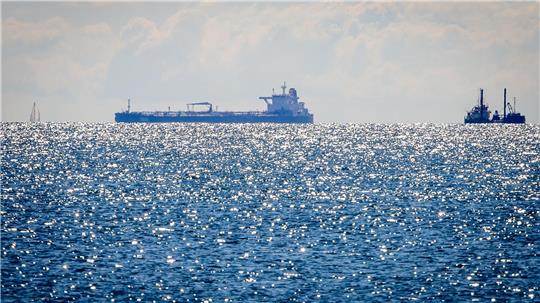 Die russische Schattenflotte ist laut Greenpeace eine Gefahr für die Ostsee. (Archivbild)