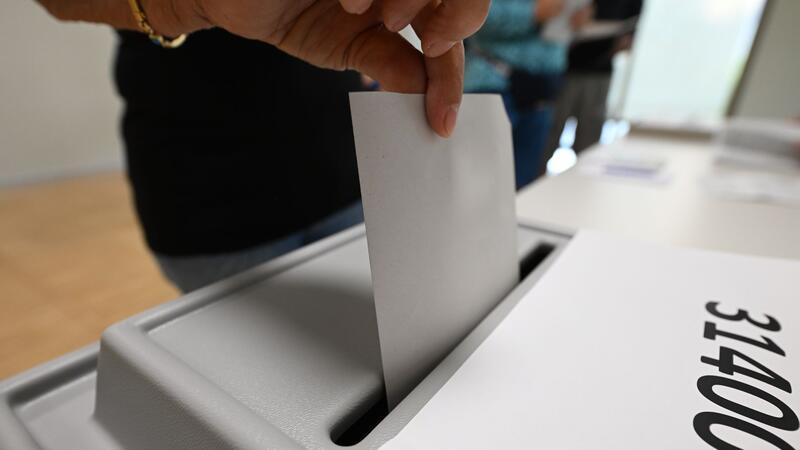 Ermittlungen wegen Wahlbetrug in Sachsen weiten sich aus Die sächsische Landtagswahl wird von Manipulationsversuchen überschattet.