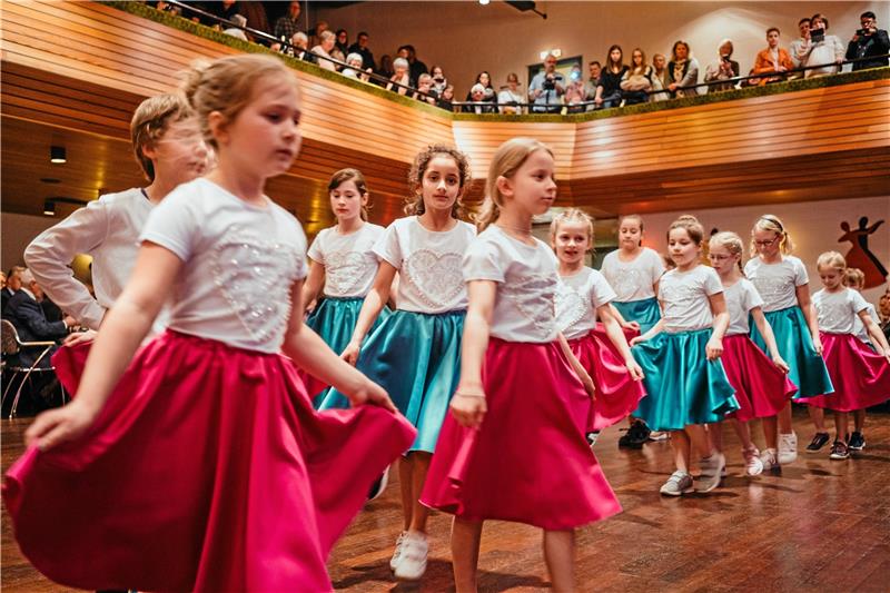 Winterball in St. Andreasberg lockt mit Tanz und Show Die sogenannten Tanzmäuse, also die jüngsten Mitglieder des Tanzsportclubs Rot-Gold St. Andreasberg, präsentieren sich wieder beim Winterball. Archivfoto: Brabanski