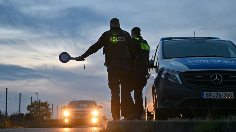 Die stationären Kontrollen an der deutsch-polnischen Grenze gibt es seit Mitte Oktober 2023. (Archivbild)