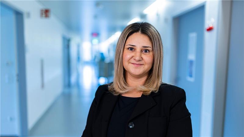 100 Prozent Pflege im Krankenhaus? „Das geht einfach nicht“ Die stellvertretende Stationsleiterin Leylan Savgat beklagt den Druck, den die Bürokratie für die Pflegekräfte bedeutet.