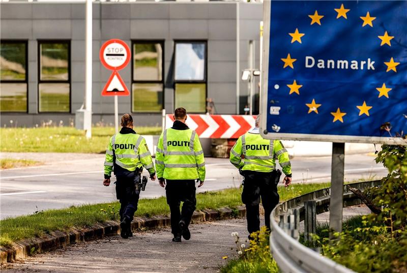 Dänemark verschärft wegen Koranverbrennungen Grenzkontrollen Die stichprobenartigen Kontrollen werden auch an der deutsch-dänischen Grenze verschärft.