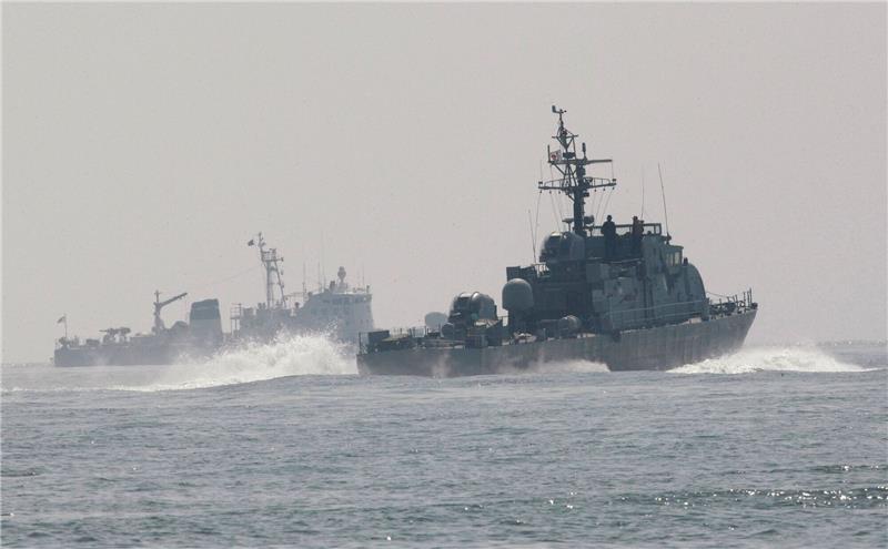 Südkorea vertreibt Militärboot aus Nordkorea an Seegrenze Die südkoreanischen Streitkräfte haben mit Warnschüssen auf ein Militärboot aus Nordkorea reagiert.