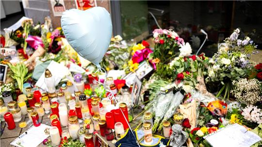Die tödlichen Polizeischüsse auf den 21 Jahre alten Lorenz in Oldenburg haben große Trauer ausgelöst. (Archivbild)